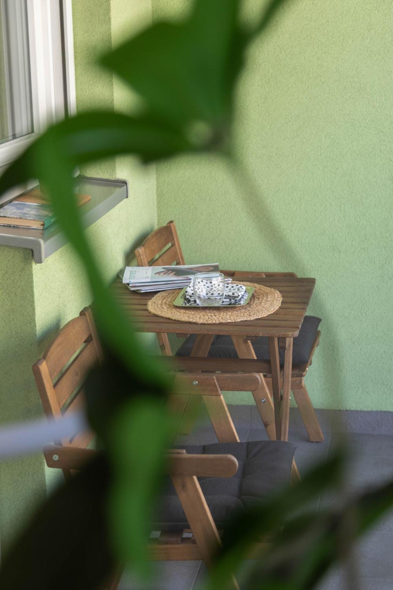 Sunny 1Bdr With Balcony & Parking Διαμέρισμα Ζάγκρεμπ Εξωτερικό φωτογραφία